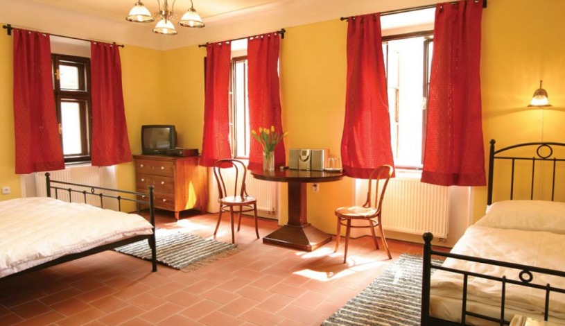 Penzion NA 15. POLEDNÍKU Jindřichův Hradec - Čtyřlůžkový pokoj